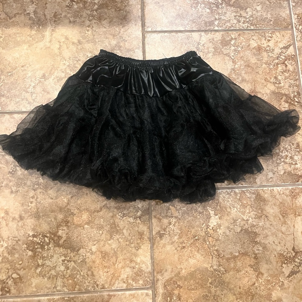 GOTHIC MINISKIRT